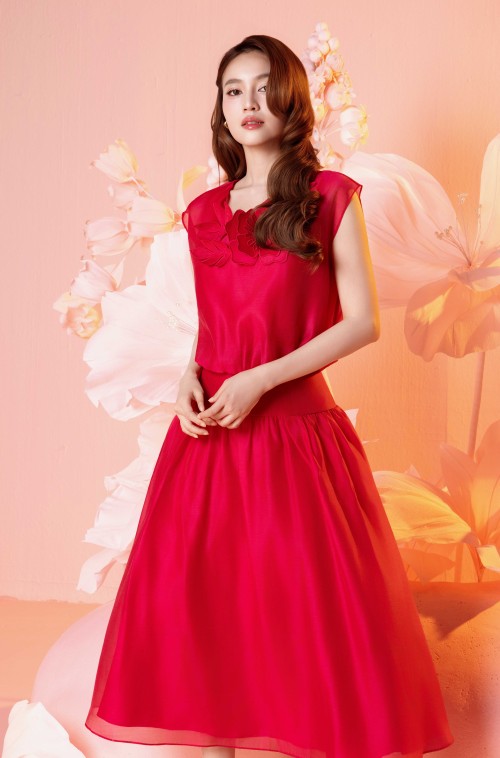 Sixdo Magenta 3D Flower Organza Blouse